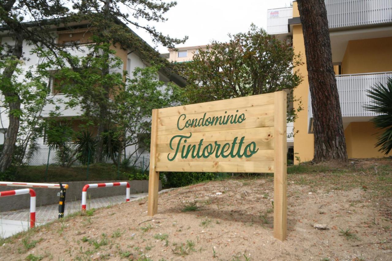 Ba- Tintoretto Apartments - Lignano Sabbiadoro Exterior foto